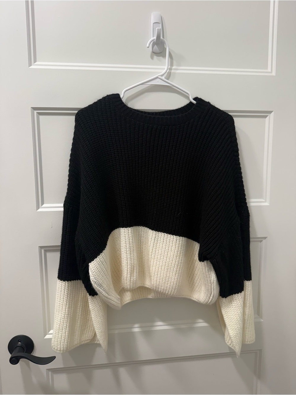 NastyGal Black & Cream Colorblock Cropped Crewneck Sweater